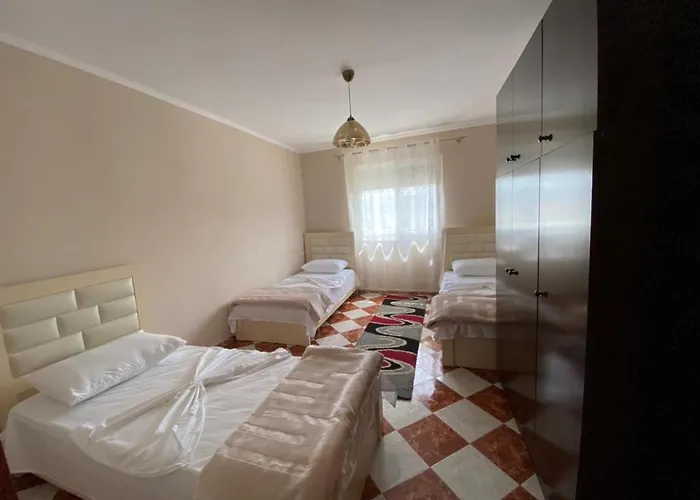 Dibra\'S Apartment
